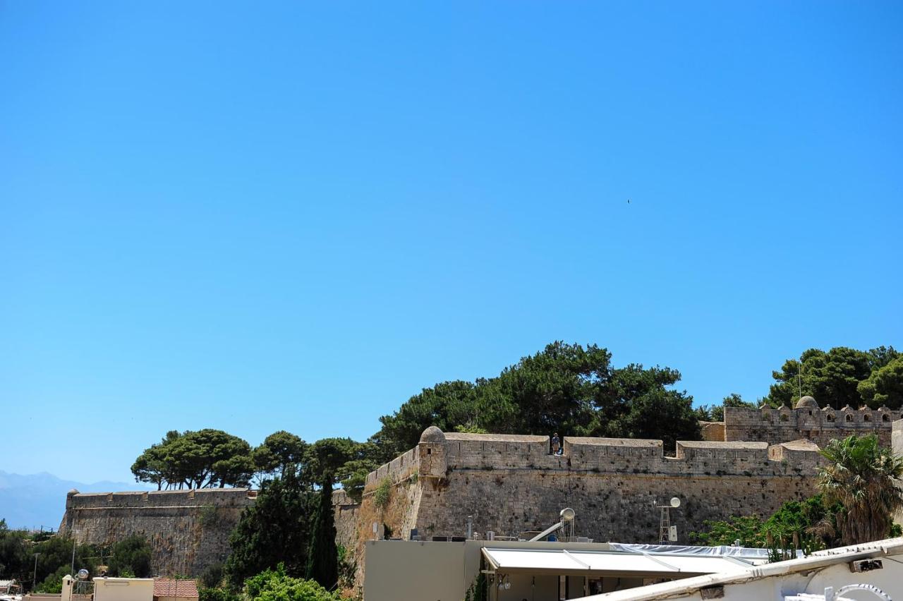 Pallazzo Fortezza Rétino Exterior foto
